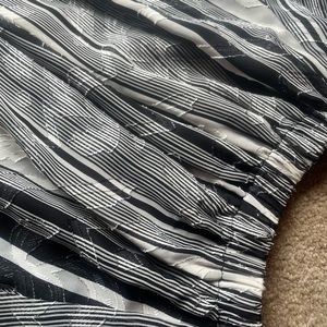 Roz & Ali women’s top size S sheer shimmer shows shoulders